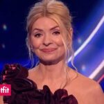 Dancing On Ice fans gush over Holly Willoughby's 'gorgeous' and 'elegant' dress
