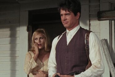 Faye Dunaway & Warren Beatty's Oscars Mistake Also Happened To Another Person - SlashFilm