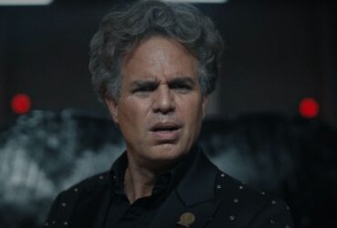 Mark Ruffalo Gleefully Taunts Robert Pattinson in a New ‘Mickey 17’ Sneak Peek