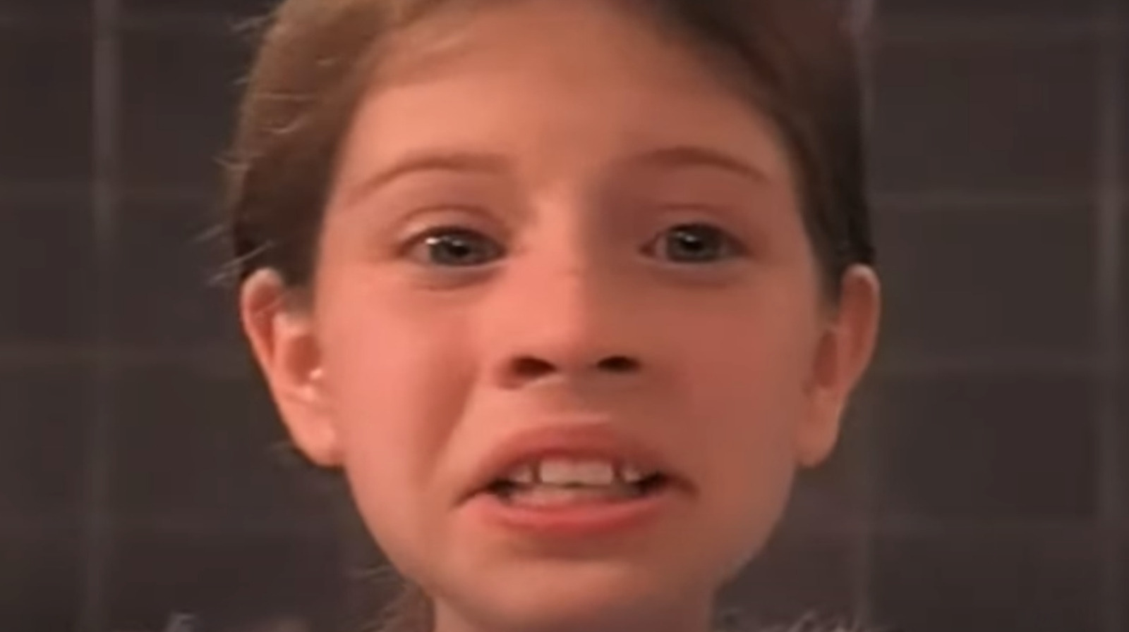 Michelle Trachtenberg Starred In A Kids TV Cult Classic That Made Us All A Little Weirder - SlashFilm