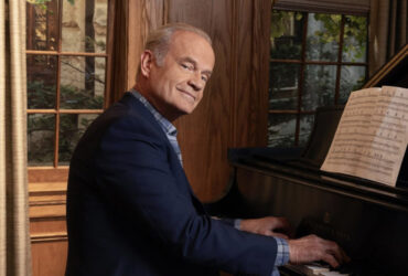 Frasier Season 3 Chances Addressed By Kelsey Grammer After Cancellation - SlashFilm