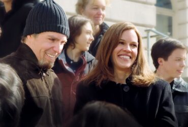 Hilary Swank Fights for Sam Rockwell’s Freedom in This Gripping True-Crime Legal Drama
