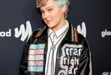JoJo Siwa Debuts Rainbow Hair Transformation With Partially Shaved Head - E! Online