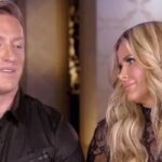 Kim Zolciak Breaks Down Onstage Over Divorce From Kroy Biermann