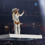 HOUSTON, TEXAS - DECEMBER 25: Beyoncé performs at halftime during an NFL football game between the Baltimore Ravens and the Houston Texans, at NRG Stadium on December 25, 2024 in Houston, Texas. (Photo by Brooke Sutton/Getty Images)