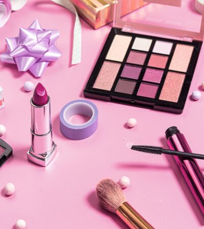 Get $110 Worth of Makeup for $20: The Best Mother’s Day Beauty Gift Sets Up to 82% Off