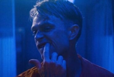 “Let His Monster Out”: ‘Daredevil: Born Again’ Directors Explain the Blue Light for Wilson Bethel’s Bullseye