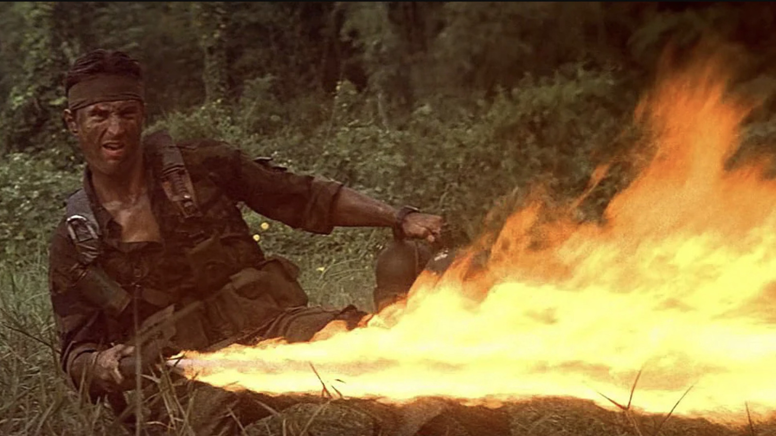 The Robert De Niro War Movie That Shocked Studio Executives - SlashFilm