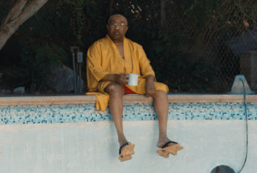 ‘Swamp Dogg Gets His Pool Painted’ Review: A Free-Spirited Music Doc as Delightfully Weird as Its Subject